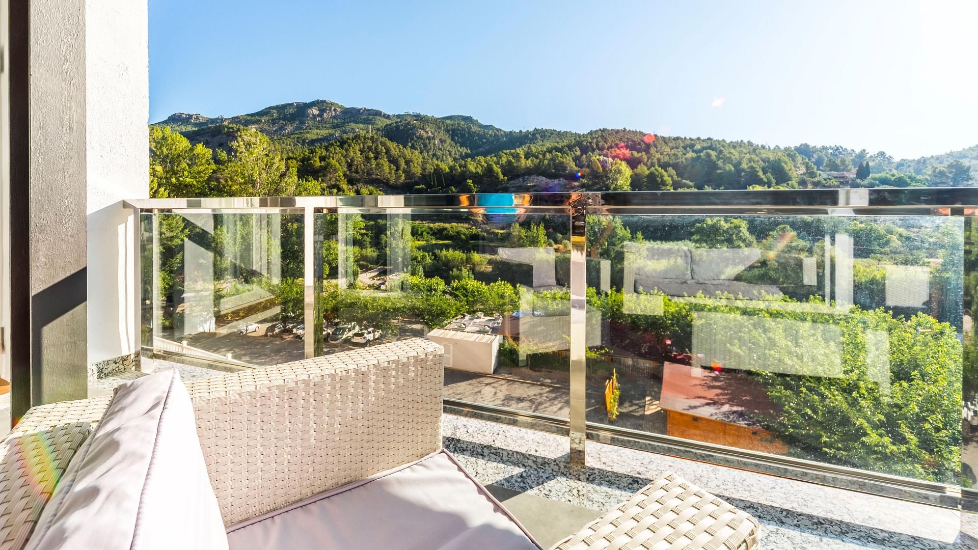 Welcome to the Club of Hotel Rosaleda del Mijares